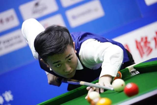 范迪克和阿 范迪克和阿