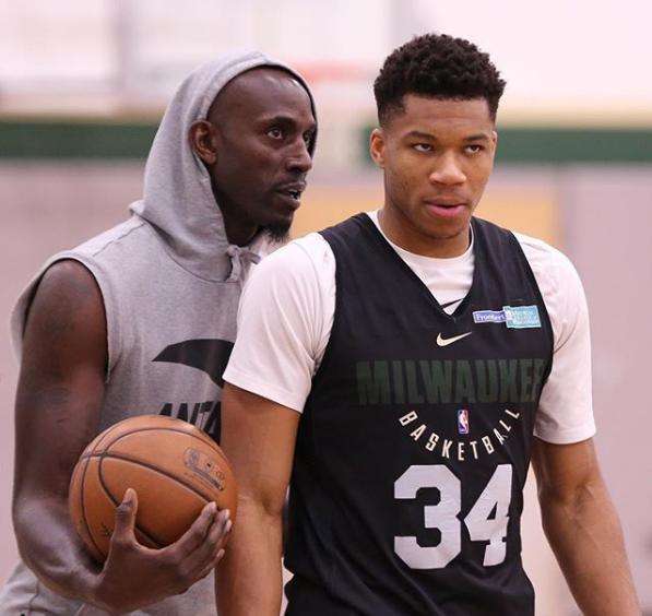 根据莎凡娜 根据莎凡娜