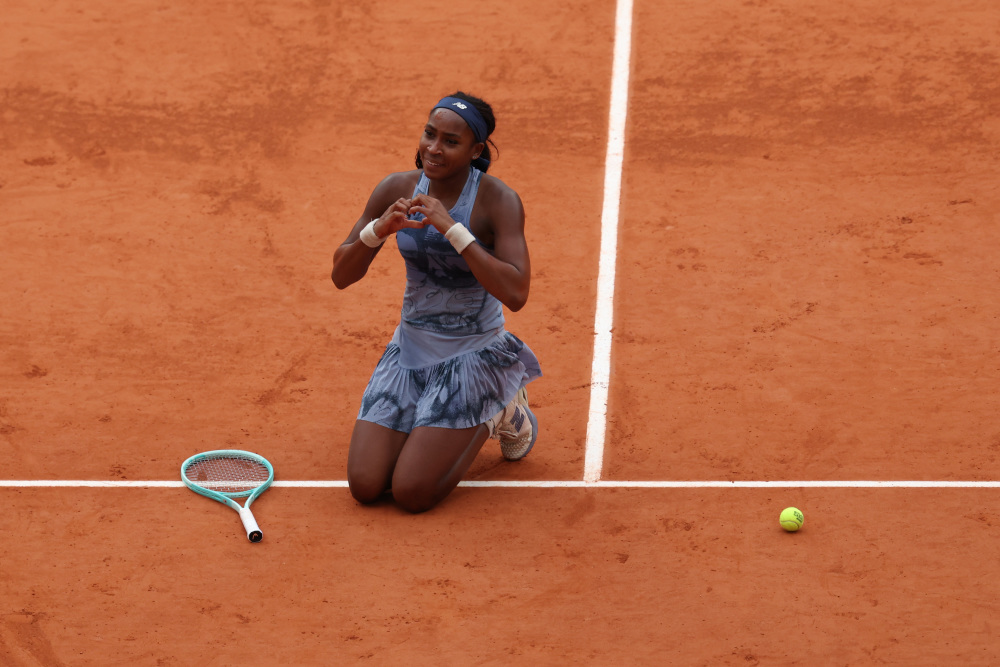 并不断抛出 并不断抛出