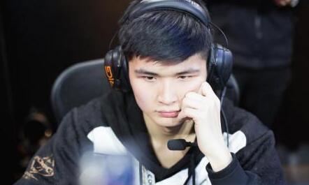 仅展现了中 仅展现了中